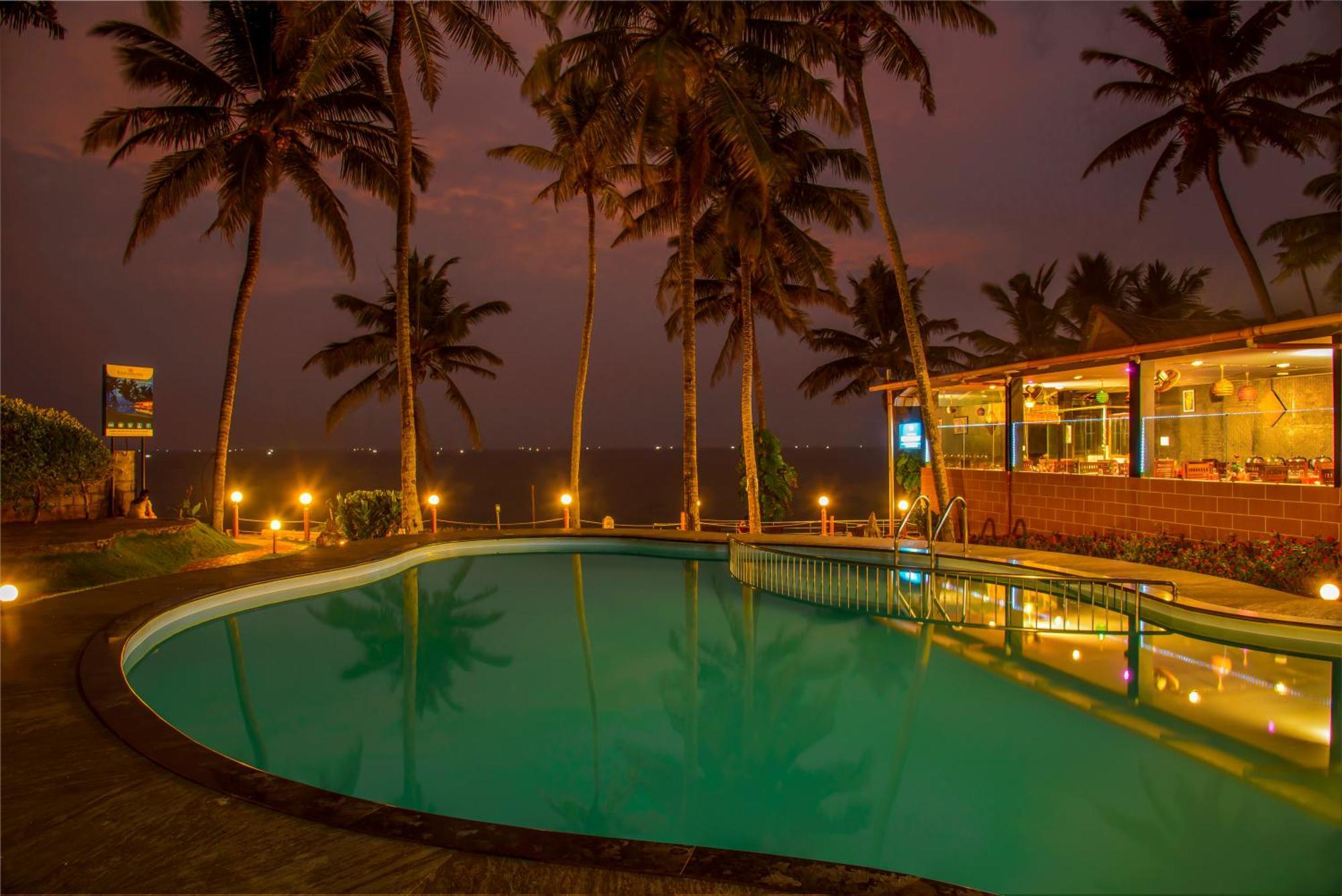 Krishnatheeram Ayur Holy Beach Resorts Varkala Kültér fotó